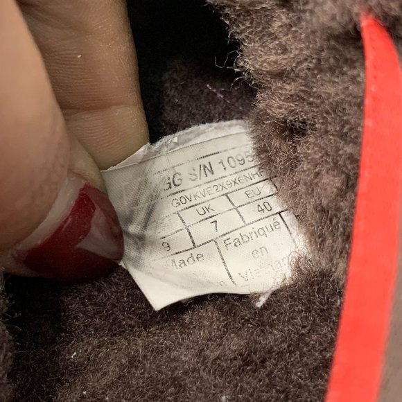 UGG 1095 Women's Brown Fluff Yeah Slide Sheepskin Slipper Shoes Size 9 - Picture 8 of 8